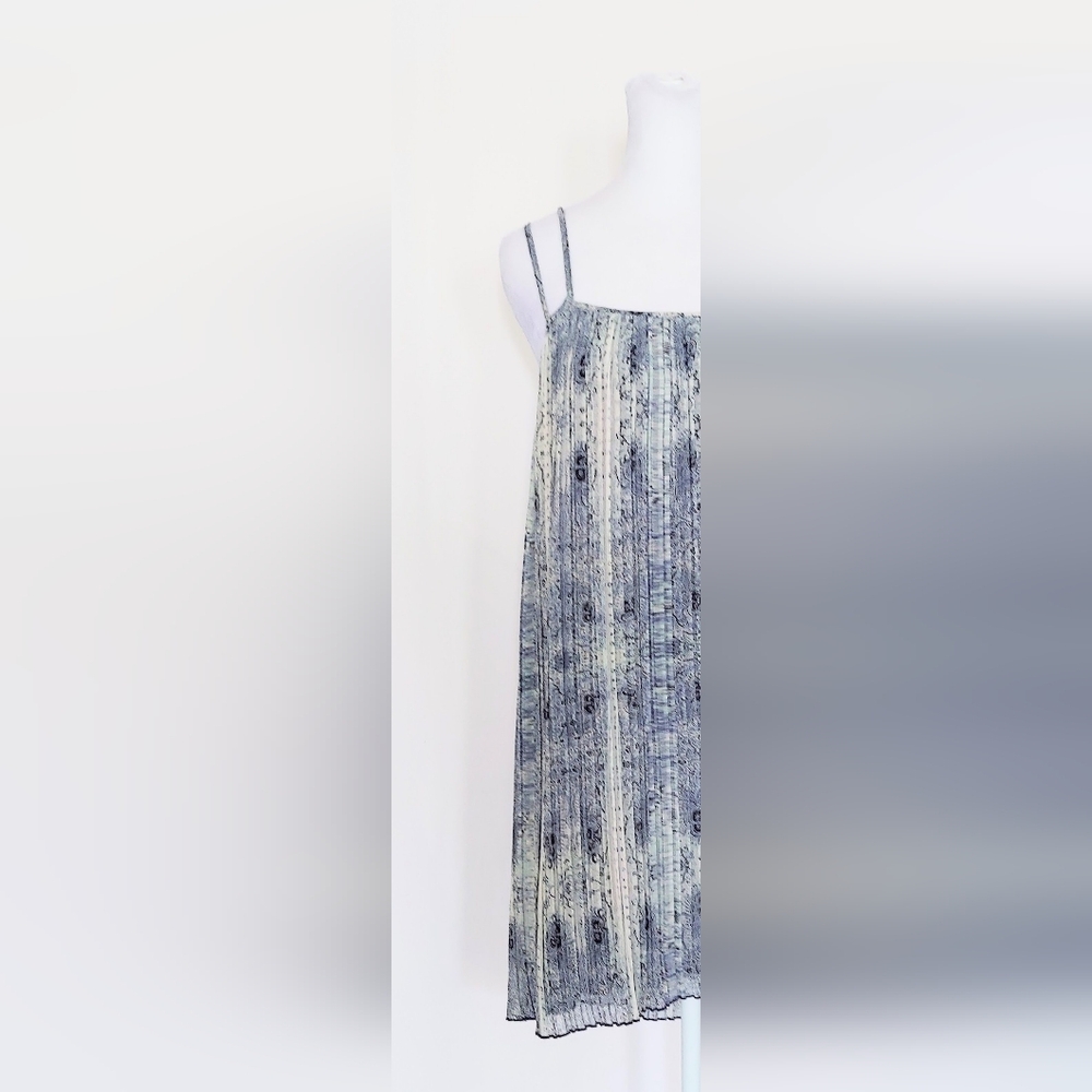 Bcbgeneration Women's Size Xs Pleated Spaghetti S… - image 3